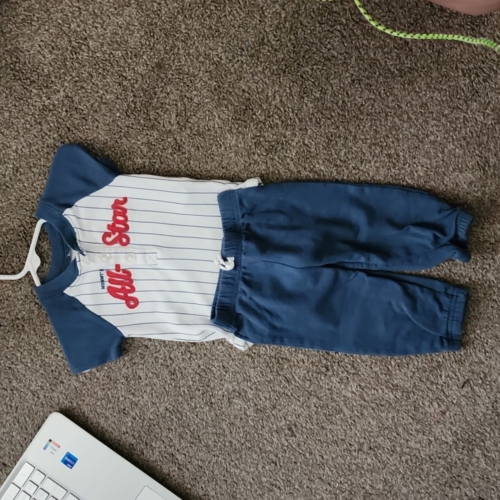 Boys outfit from Carter's size 6 month